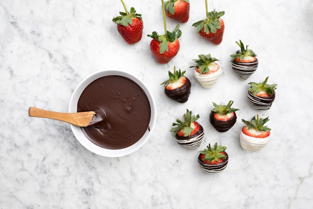 CHOCOLATE DIPPED STRAWBERRIES Mangia NYC