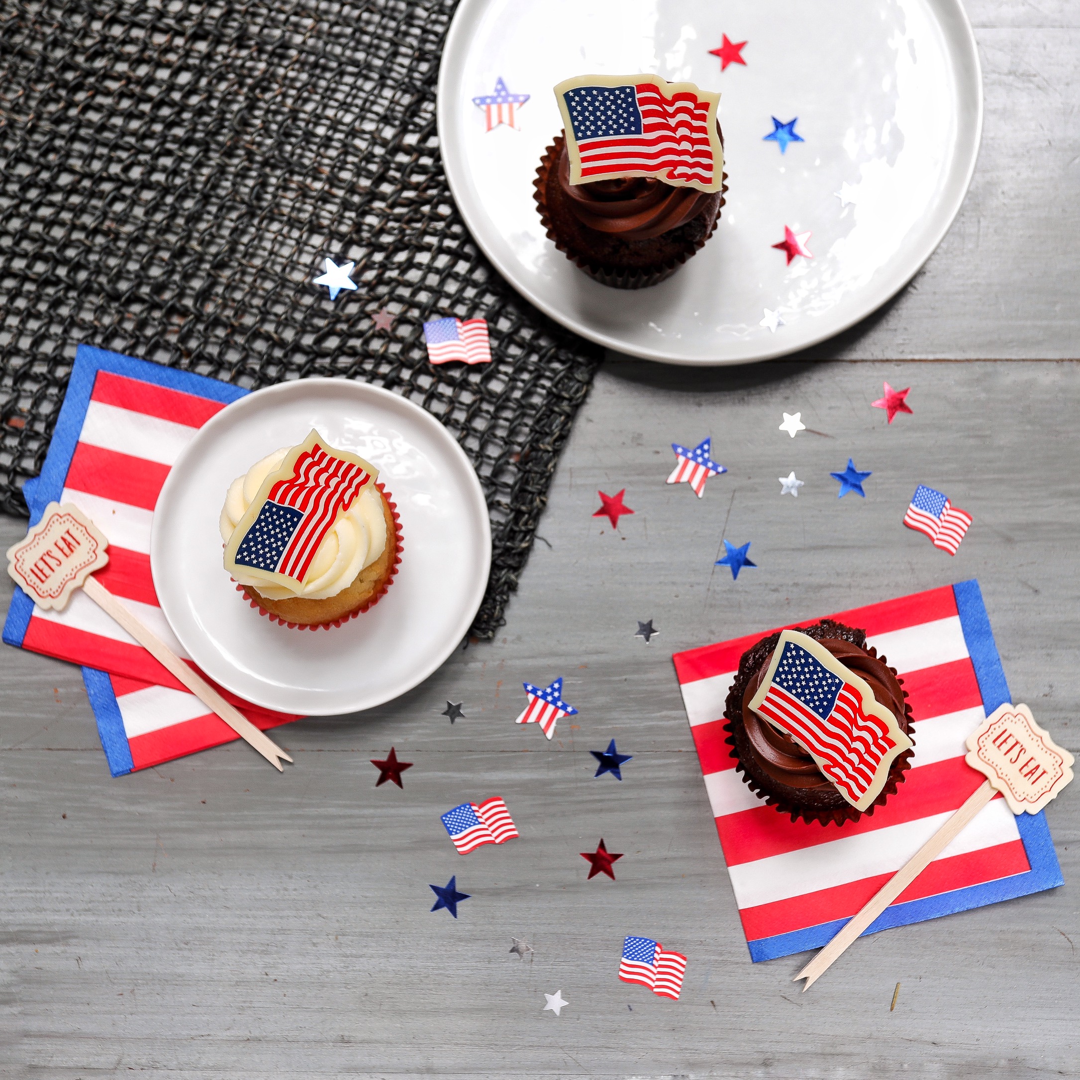 MANGIA’S FOURTH OF JULY CUPCAKES