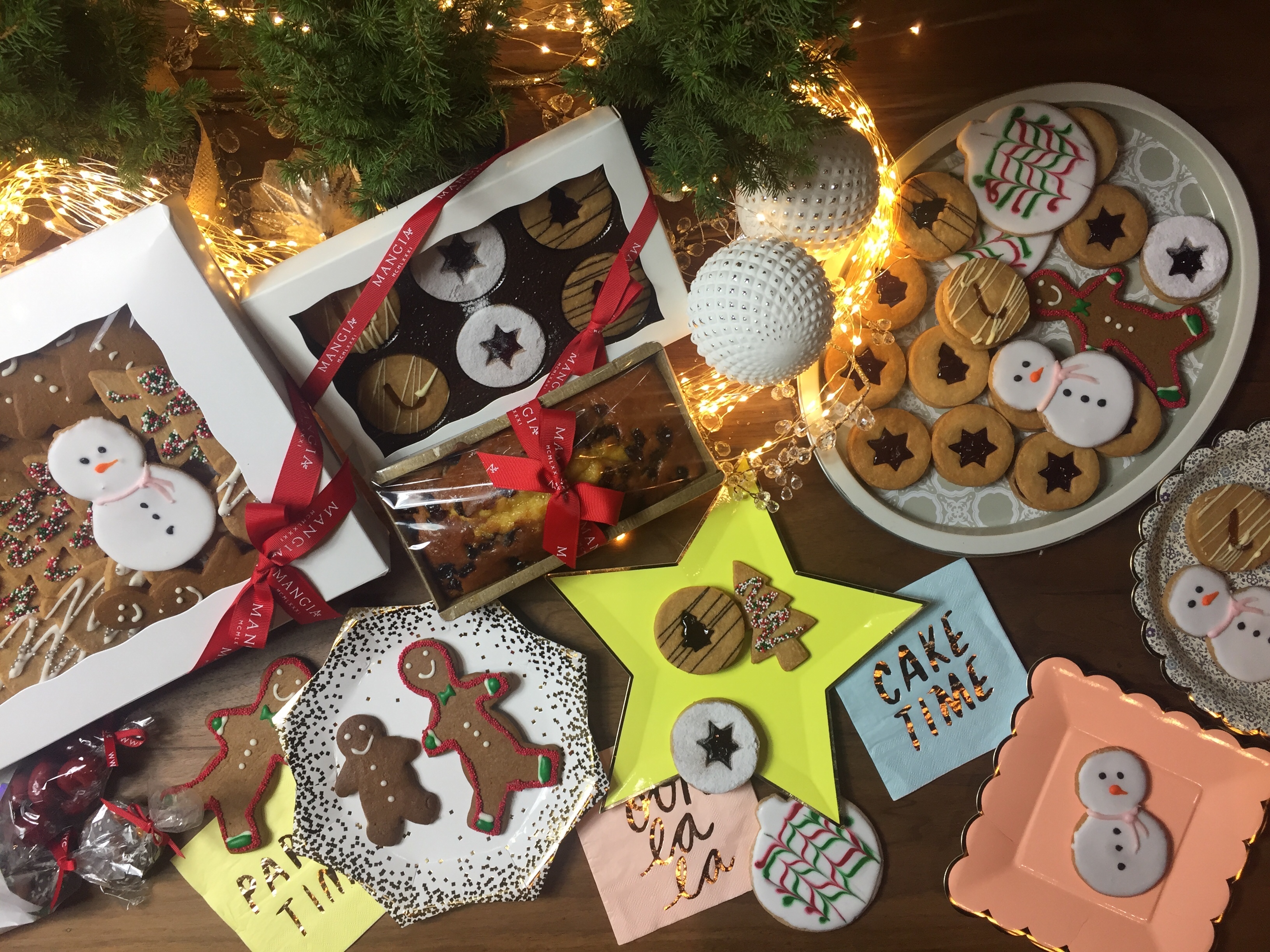 MANGIA HOLIDAY DESSERTS