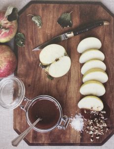 Pork Chops with Sauteed Apples