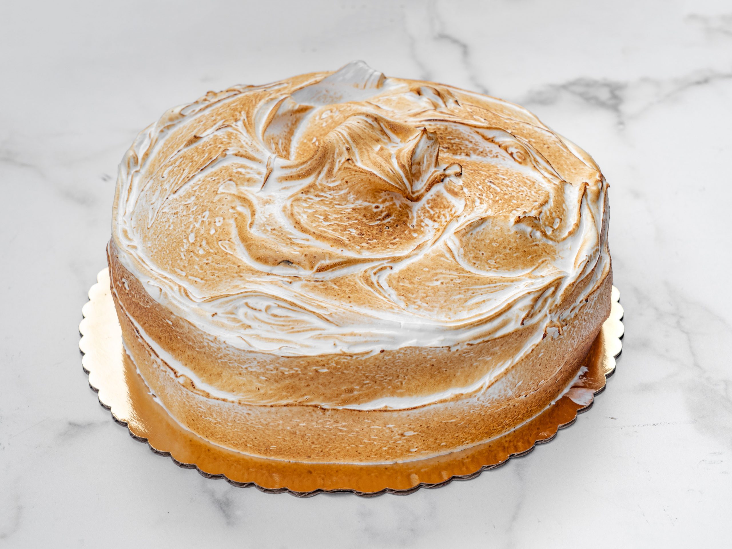 Lemon meringue cake by Mangi